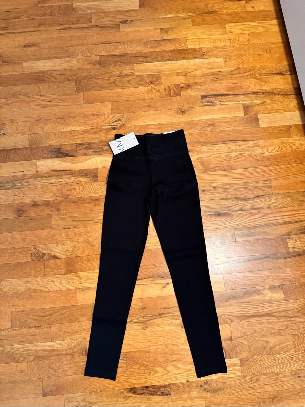 Zara Black High-Waist Leggings
